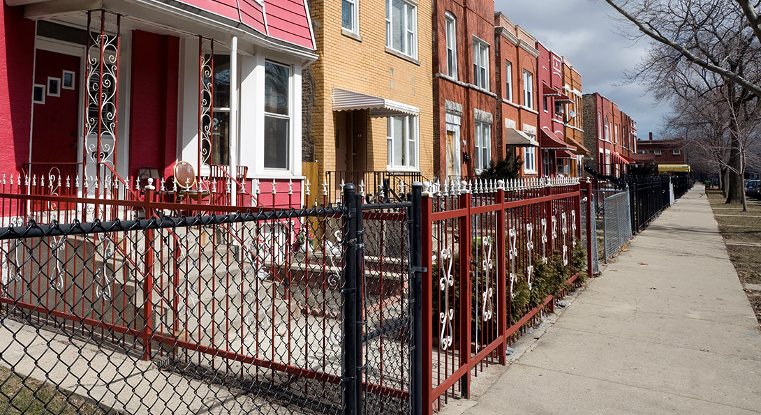 Chicago houses with fences and gates